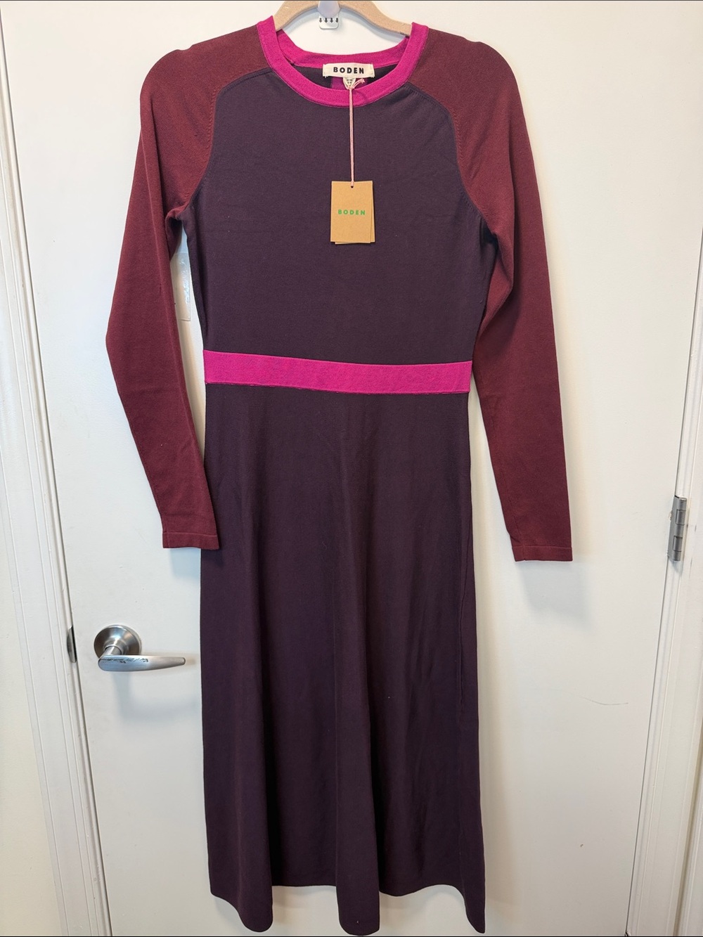 BODEN SAM COLOURBLOCK KNITTED DRESS!